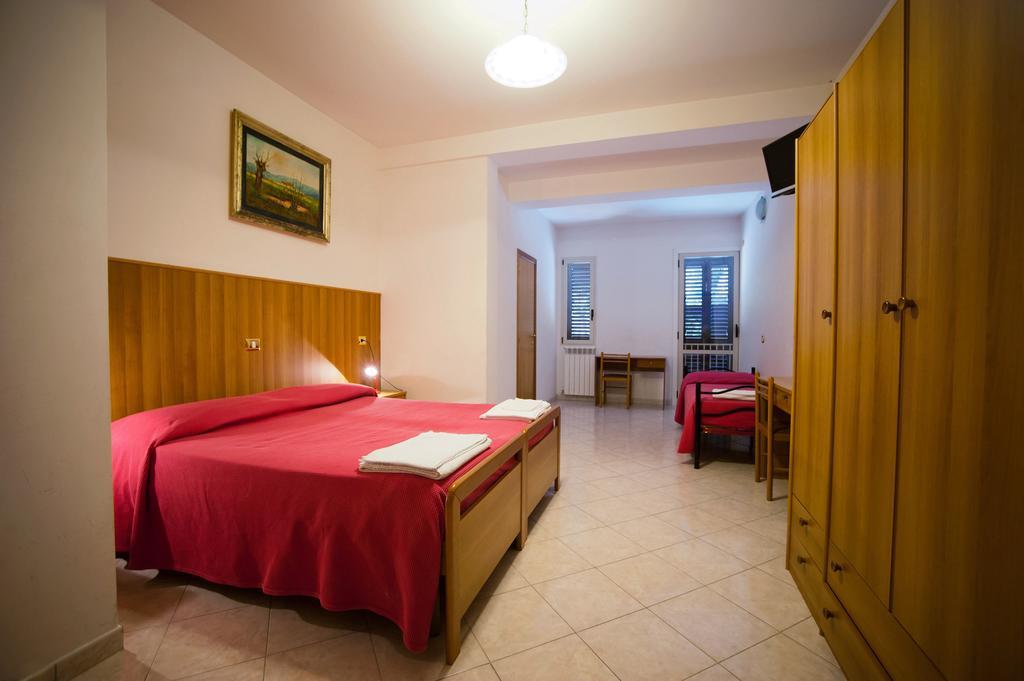 Albergo Magrini della Genga Genga  Zimmer foto